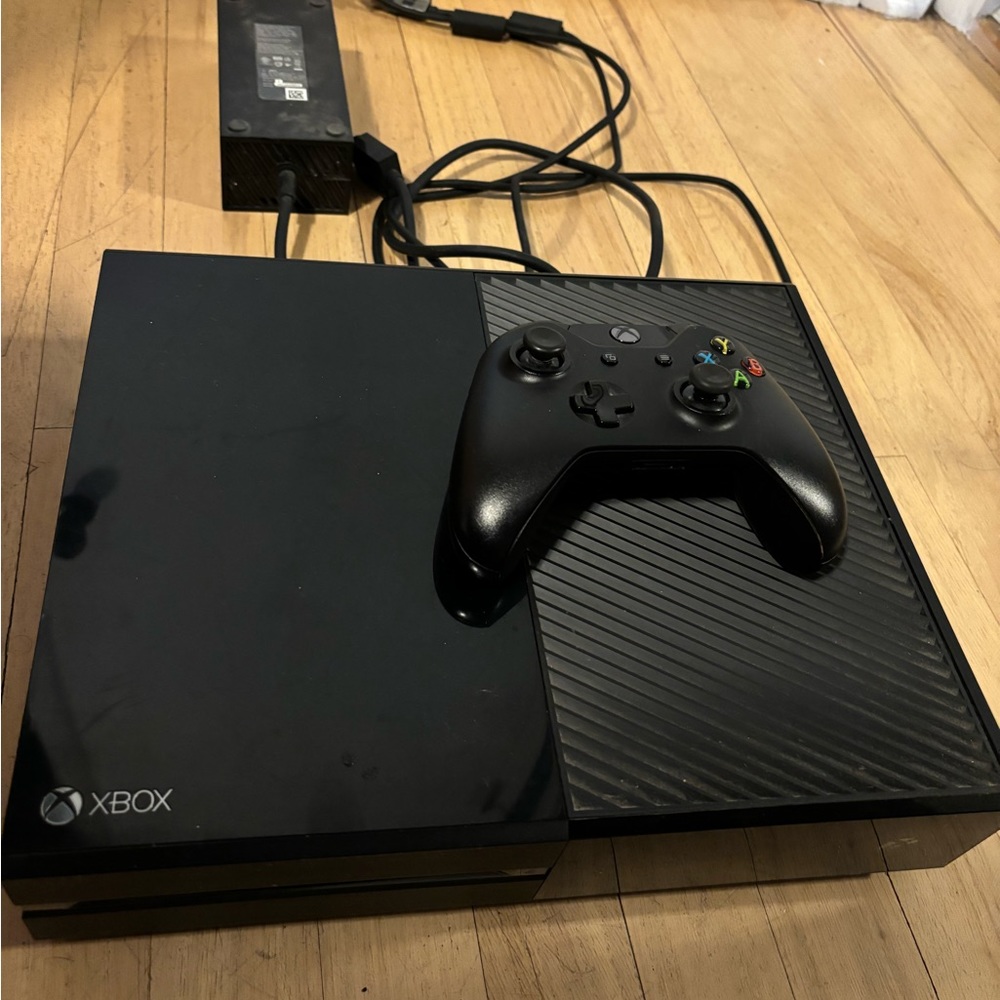 Xbox one with controller